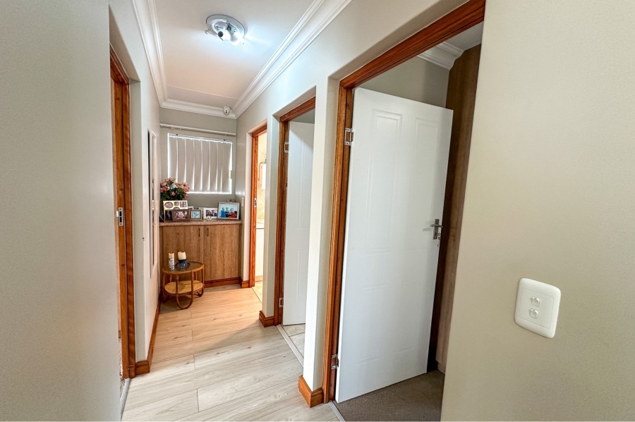 2 Bedroom Property for Sale in Tergniet Western Cape
